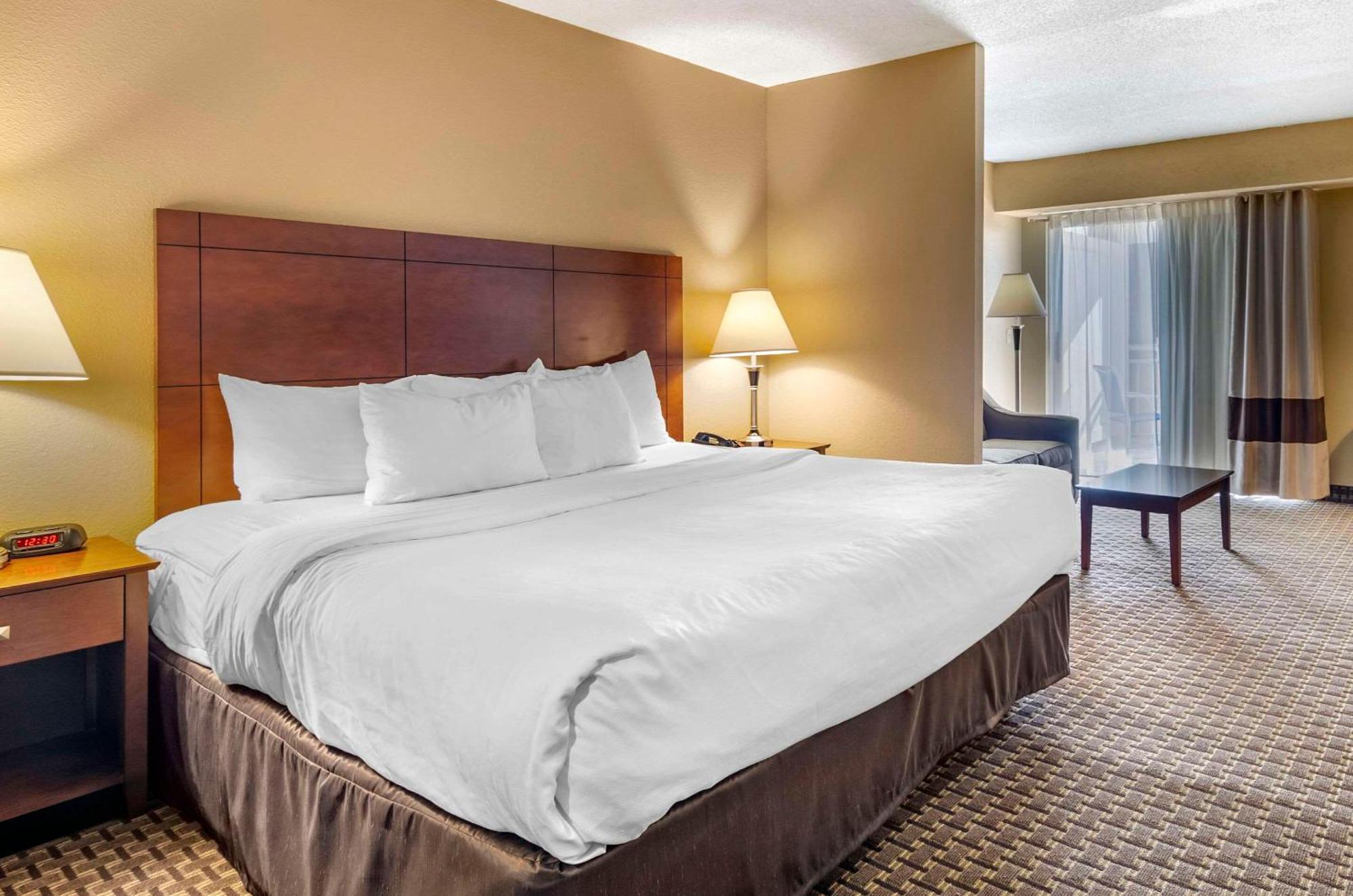 Comfort Inn & Suites Raphine - Lexington Near I-81 And I-64 Exteriör bild