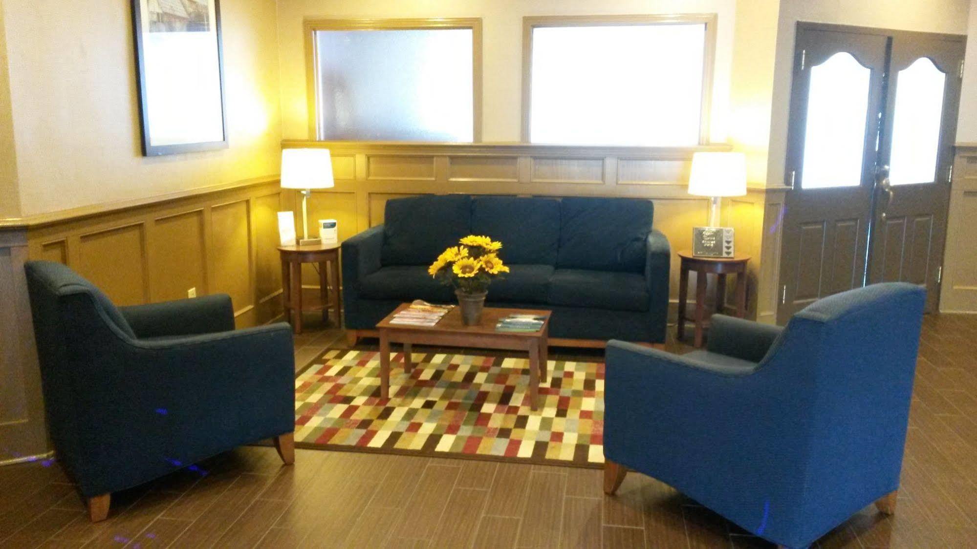 Comfort Inn & Suites Raphine - Lexington Near I-81 And I-64 Exteriör bild
