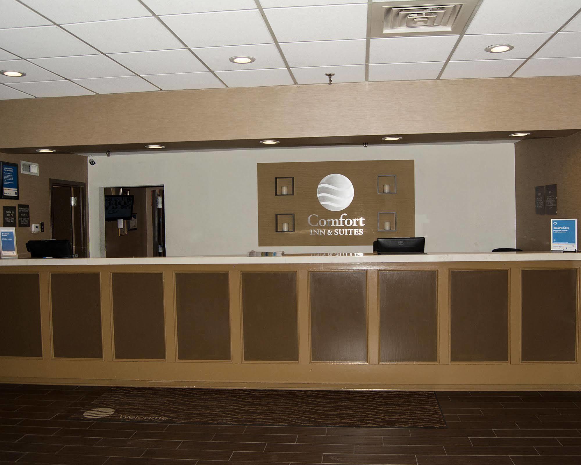 Comfort Inn & Suites Raphine - Lexington Near I-81 And I-64 Exteriör bild