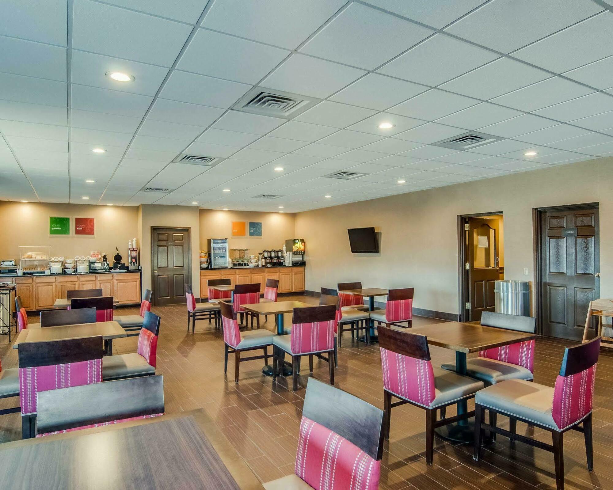 Comfort Inn & Suites Raphine - Lexington Near I-81 And I-64 Exteriör bild